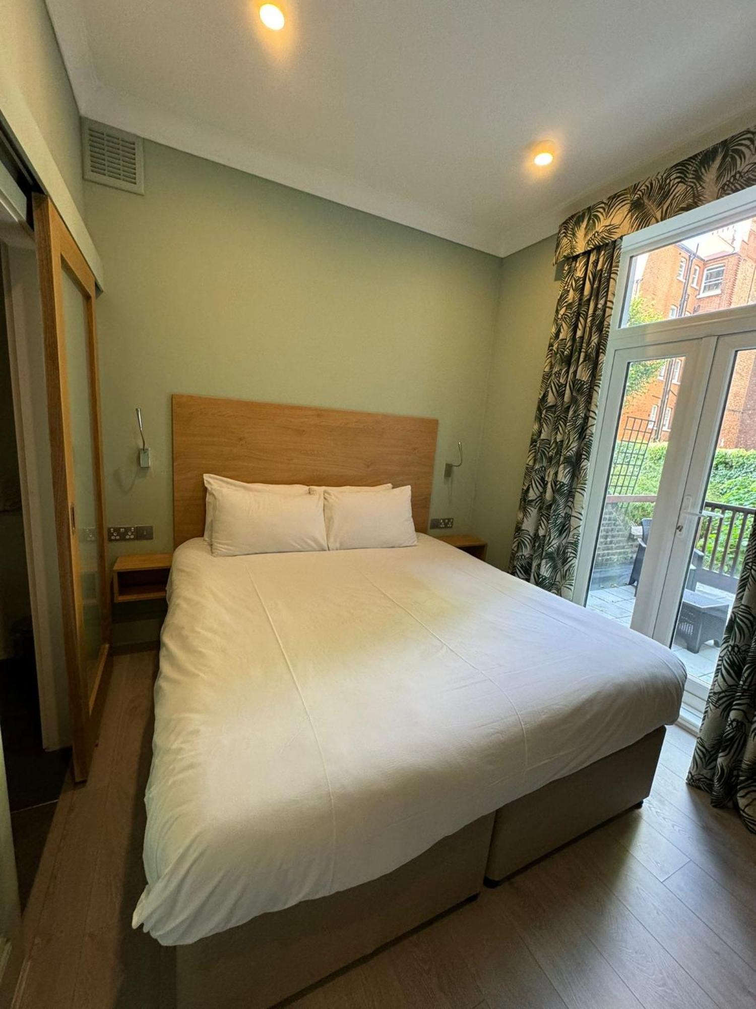 Marldon Olympia Hotel London Exterior photo
