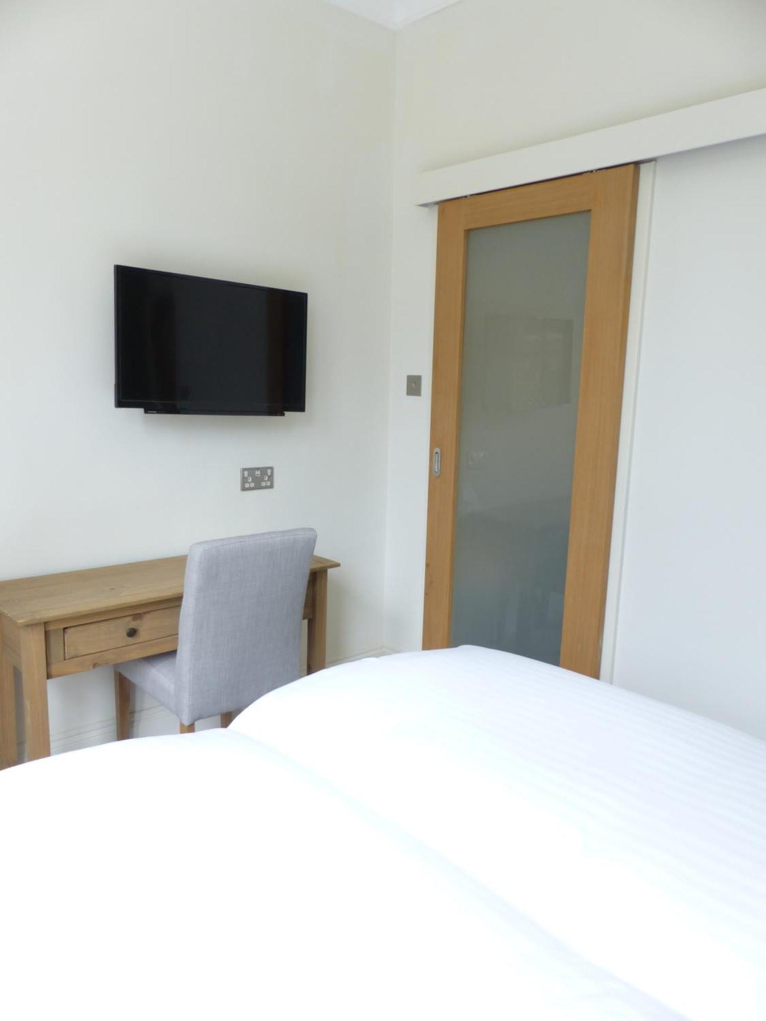 Marldon Olympia Hotel London Exterior photo